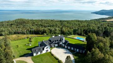 Domaine et chalet à louer - La Malbaie, charlevoix (915)