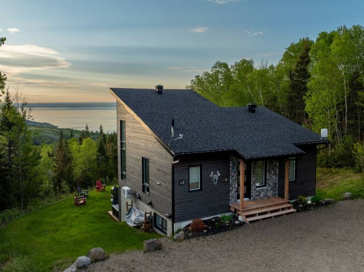 House for sale - Les Éboulements, Charlevoix (EB328)